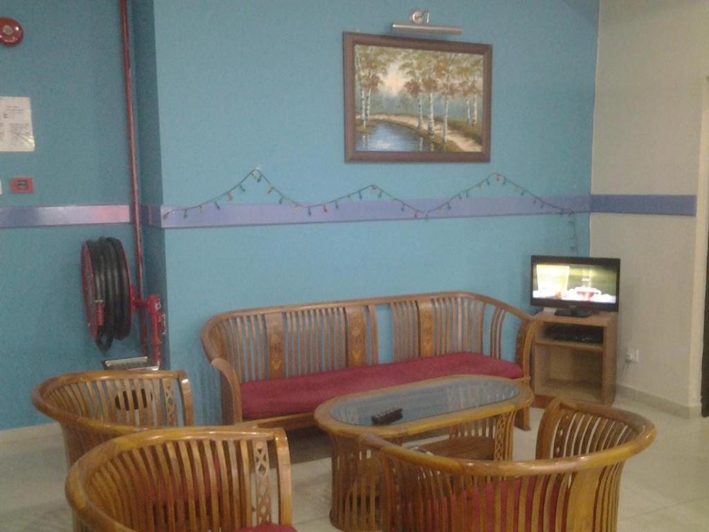 Sea Front Hotel Петалинг Джая Екстериор снимка