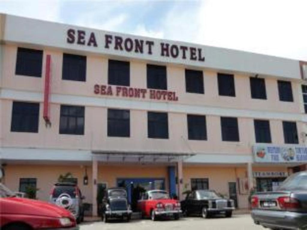 Sea Front Hotel Петалинг Джая Екстериор снимка