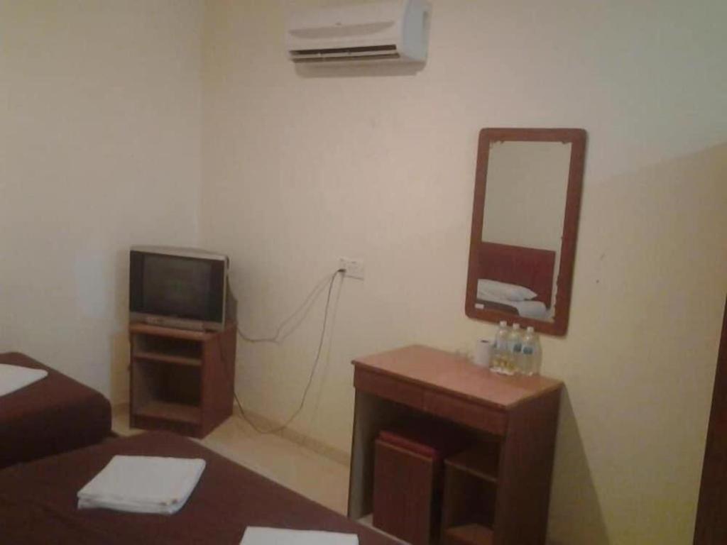 Sea Front Hotel Петалинг Джая Екстериор снимка